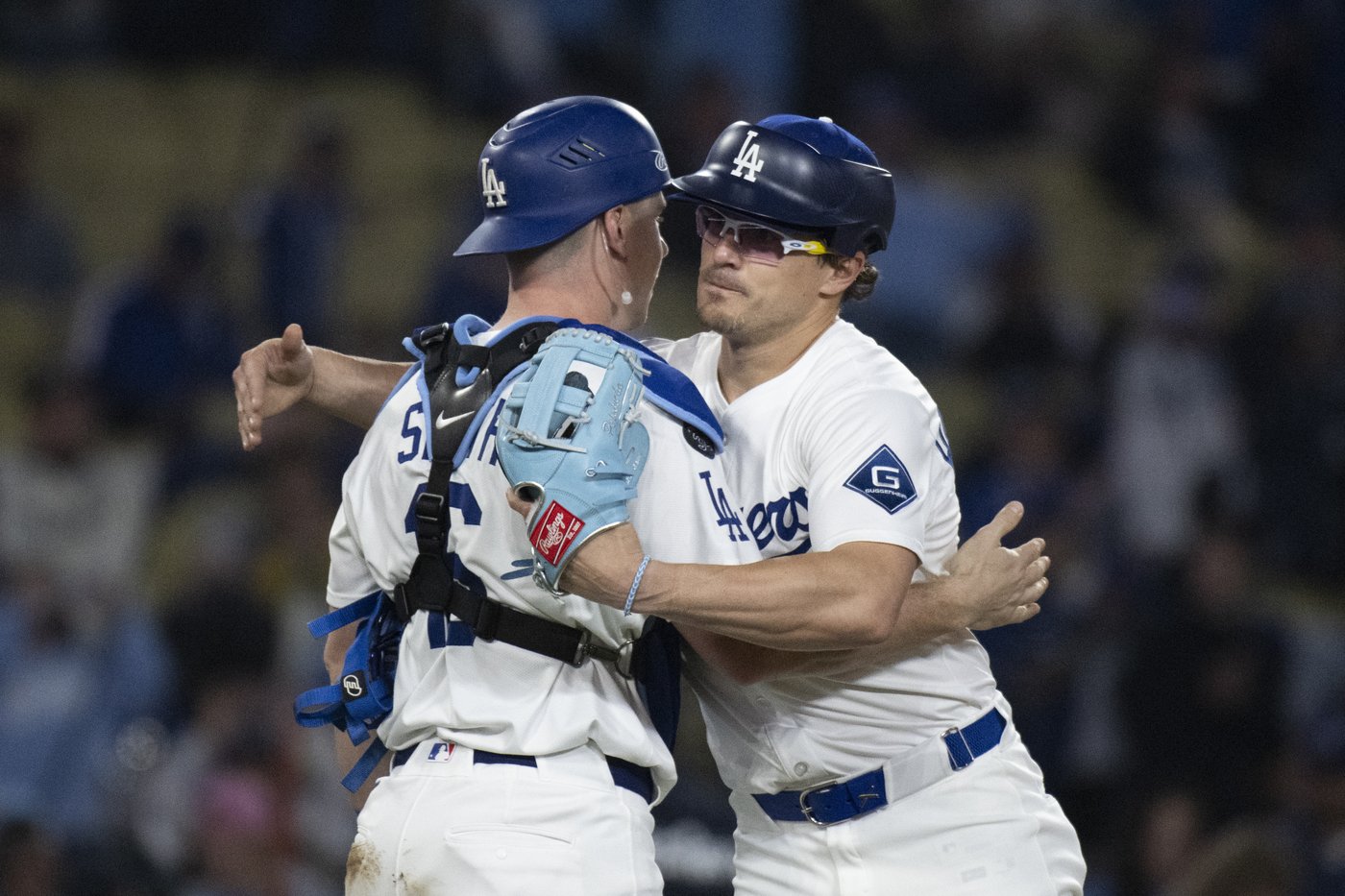 Teoscar Hernandez, Andy Pages lead 18-hit attack as Dodgers beat Marlins 15-2 | iNFOnews.ca
