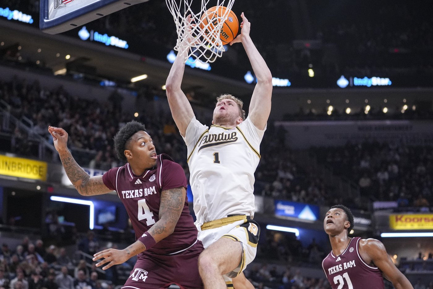 Pharrel Payne's big game helps No. 17 Texas A&M pull away from No. 11 Purdue 70-66 | iNFOnews.ca
