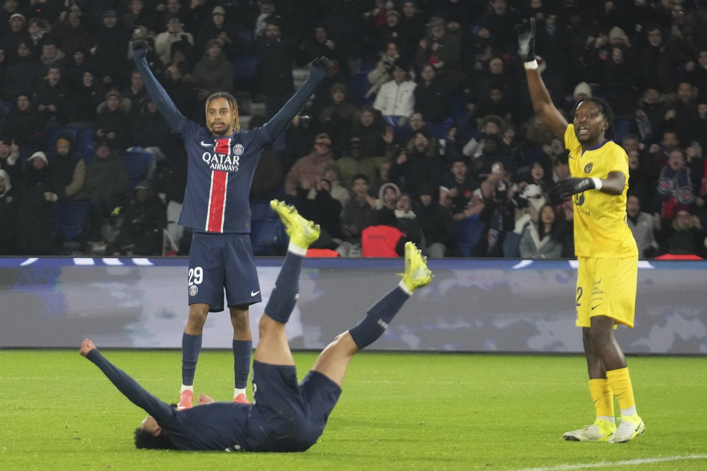 PSG beats Toulouse 3-0 and Akliouche double gives Monaco home win over Brest | iNFOnews.ca PSG beats Toulouse 3-0 and Akliouche double gives Monaco home win over Brest | iNFOnews.ca