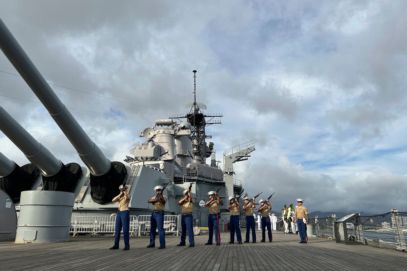 A US Navy captain ordered a military funeral for a kamikaze pilot during WWII. Here's why | iNFOnews.ca