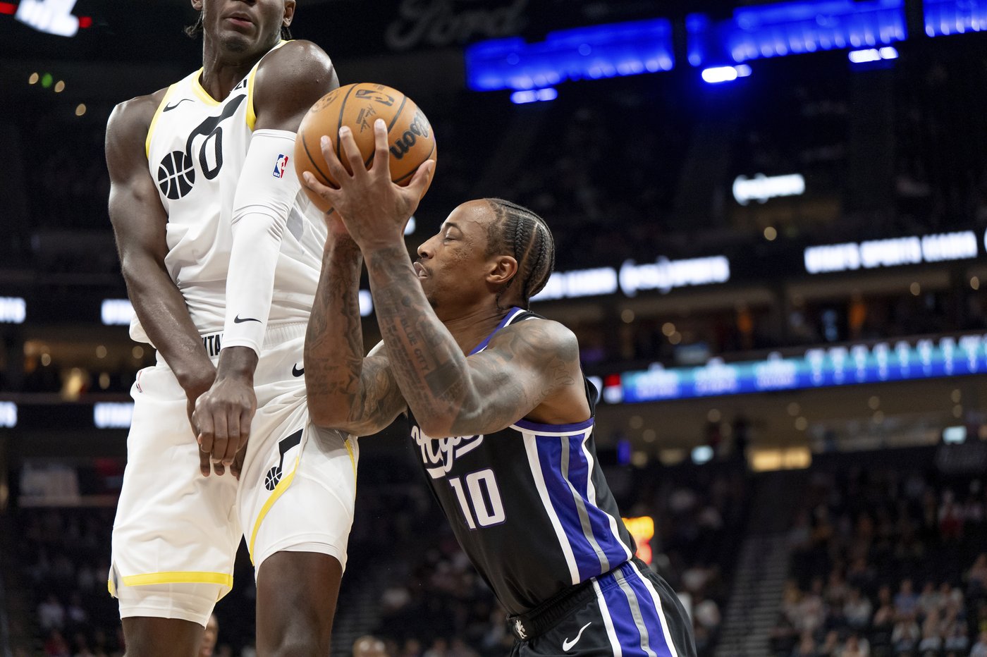 DeMar DeRozan's book on mental health adds to the conversation that he helped start in the NBA | iNFOnews.ca DeMar DeRozan's book on mental health adds to the conversation that he helped start in the NBA | iNFOnews.ca