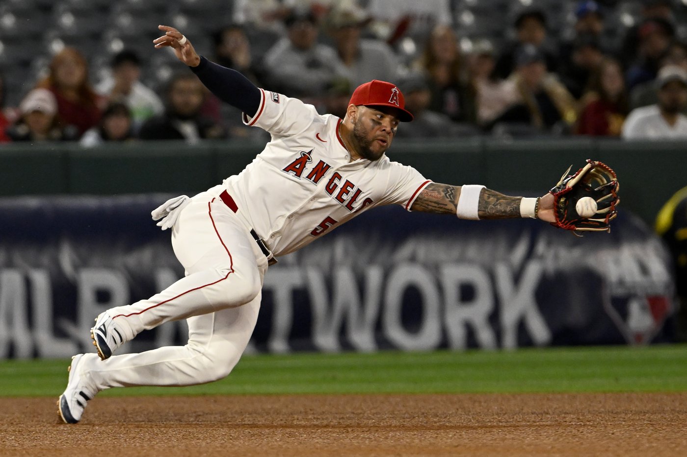 O'Hoppe, Moncada deliver in Angels' 8th-inning rally for 8-3 win over Blue Jays | iNFOnews.ca