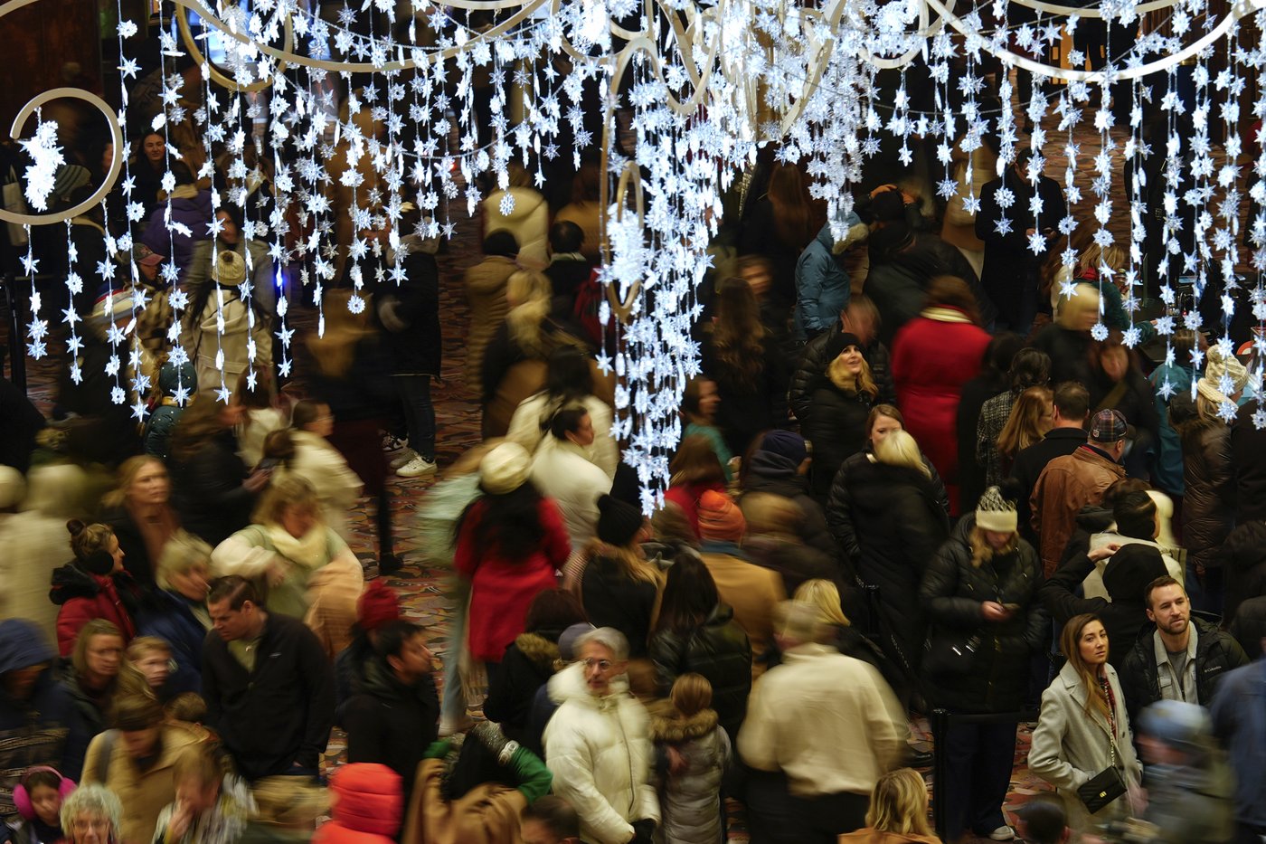 AP PHOTOS: The iconic and unconventional sides of Christmas in New York | iNFOnews.ca