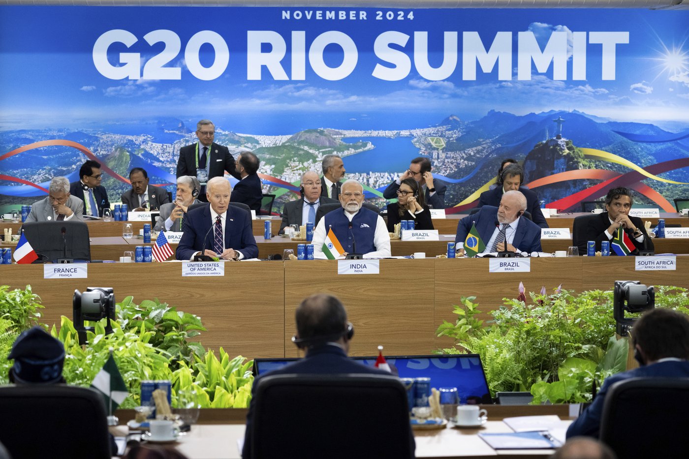 Biden appeals to world leaders to stay in the climate fight as Trump casts shadow | iNFOnews.ca
