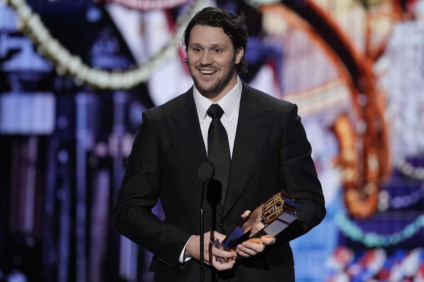 How Josh Allen beat out Lamar Jackson for AP NFL MVP | iNFOnews.ca