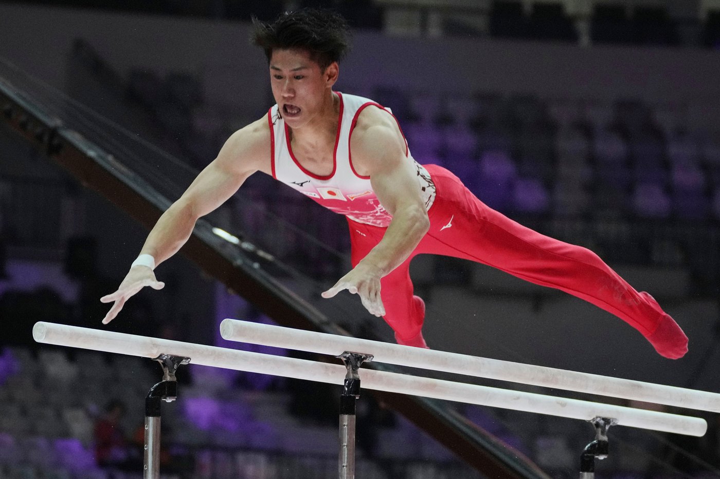 Two-time champ Daiki Hashimoto of Japan tops all-around qualifying at world gymnastics championships | iNFOnews.ca