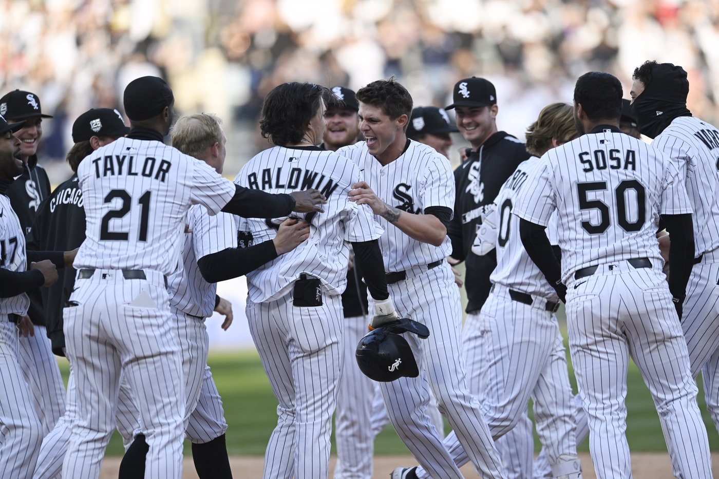 Baldwin's pinch-hit single in 9th lifts White Sox over Red Sox 3-2 | iNFOnews.ca