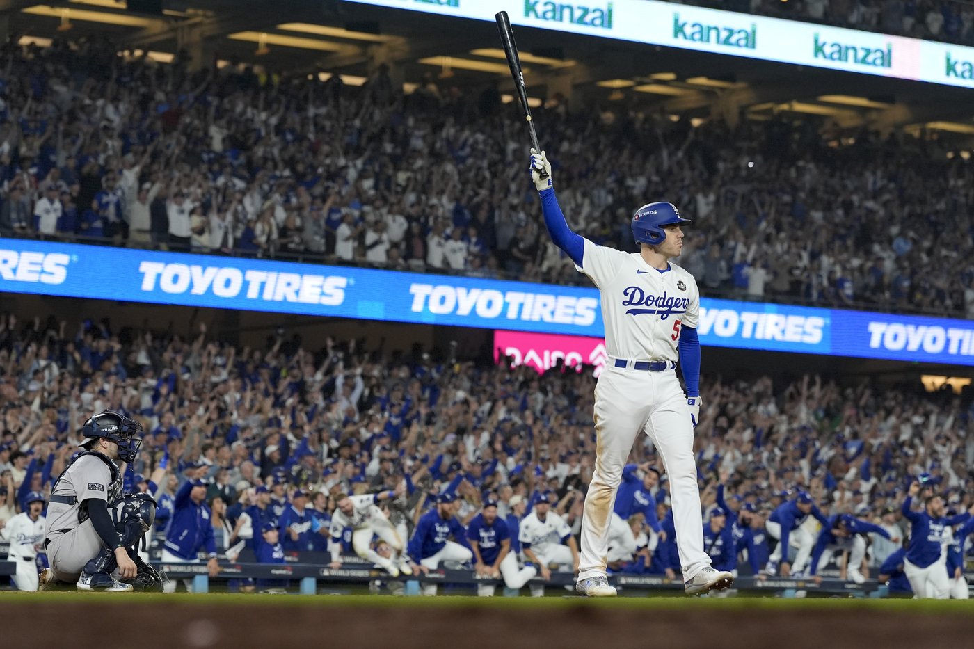 Freddie Freeman's World Series grand slam sparks a joyous family moment in a difficult year | iNFOnews.ca Freddie Freeman's World Series grand slam sparks a joyous family moment in a difficult year | iNFOnews.ca