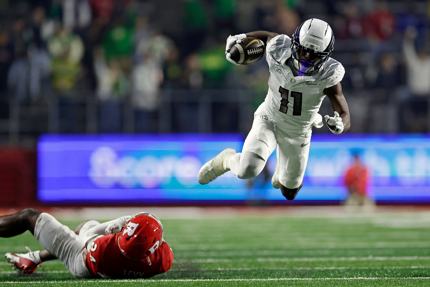 Wisconsin Badgers take 5-game losing streak into game with No. 6 Oregon | iNFOnews.ca