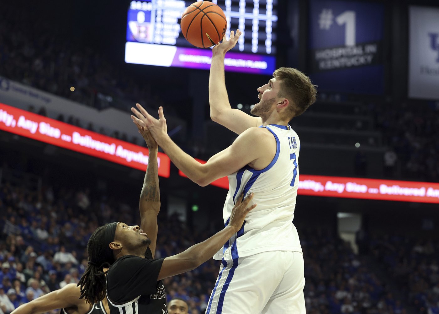 Andrew Carr scores 14, Otega Oweh adds 13 as No. 10 Kentucky handles Brown 88-54 | iNFOnews.ca Andrew Carr scores 14, Otega Oweh adds 13 as No. 10 Kentucky handles Brown 88-54 | iNFOnews.ca