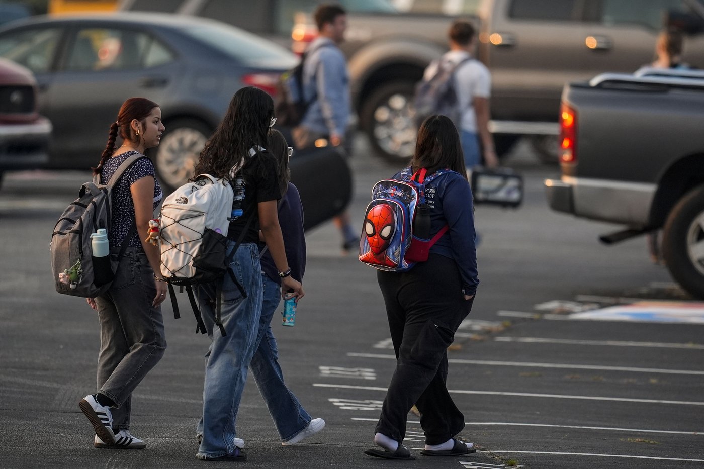 Weeks after a school shooting, students return for classes at Apalachee High School | iNFOnews.ca