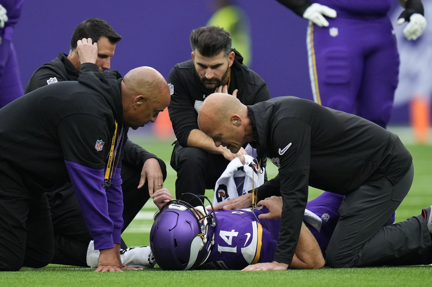 Vikings hold off Rodgers and the Jets for 23-17 win in London to improve to 5-0 | iNFOnews.ca Vikings hold off Rodgers and the Jets for 23-17 win in London to improve to 5-0 | iNFOnews.ca