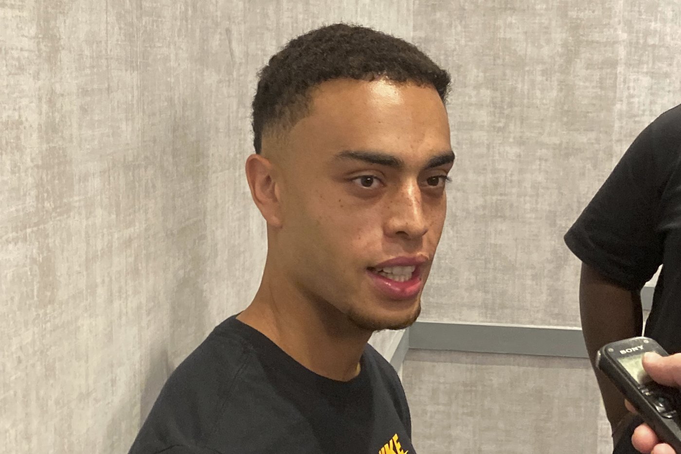 Back from torn ACL, Sergiño Dest says he's matured since red card for arguing at Trinidad | iNFOnews.ca