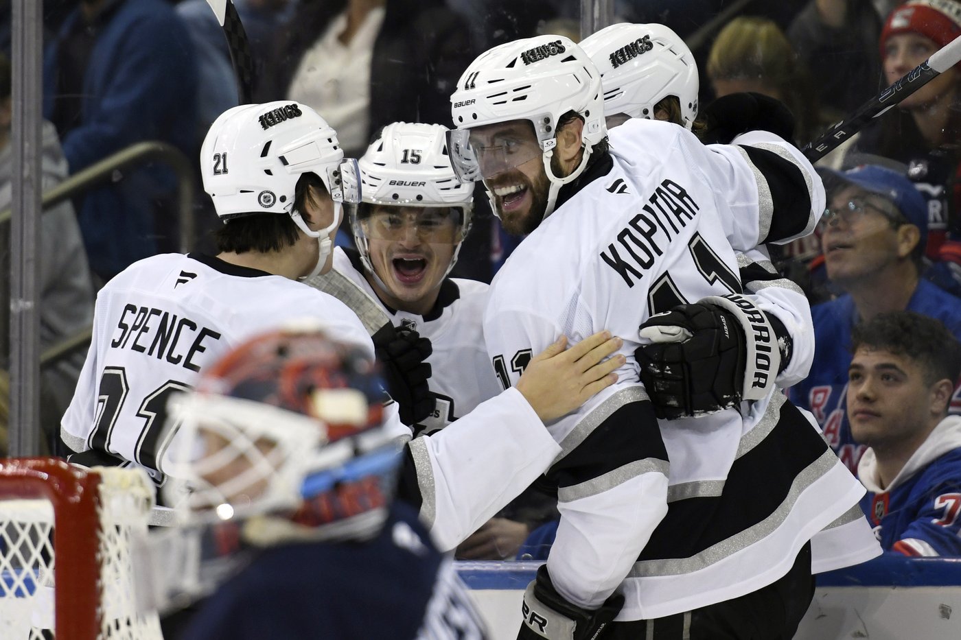 Alex Turcotte scores 1st-period goal as the Kings beat the struggling Rangers 5-1 | iNFOnews.ca Alex Turcotte scores 1st-period goal as the Kings beat the struggling Rangers 5-1 | iNFOnews.ca