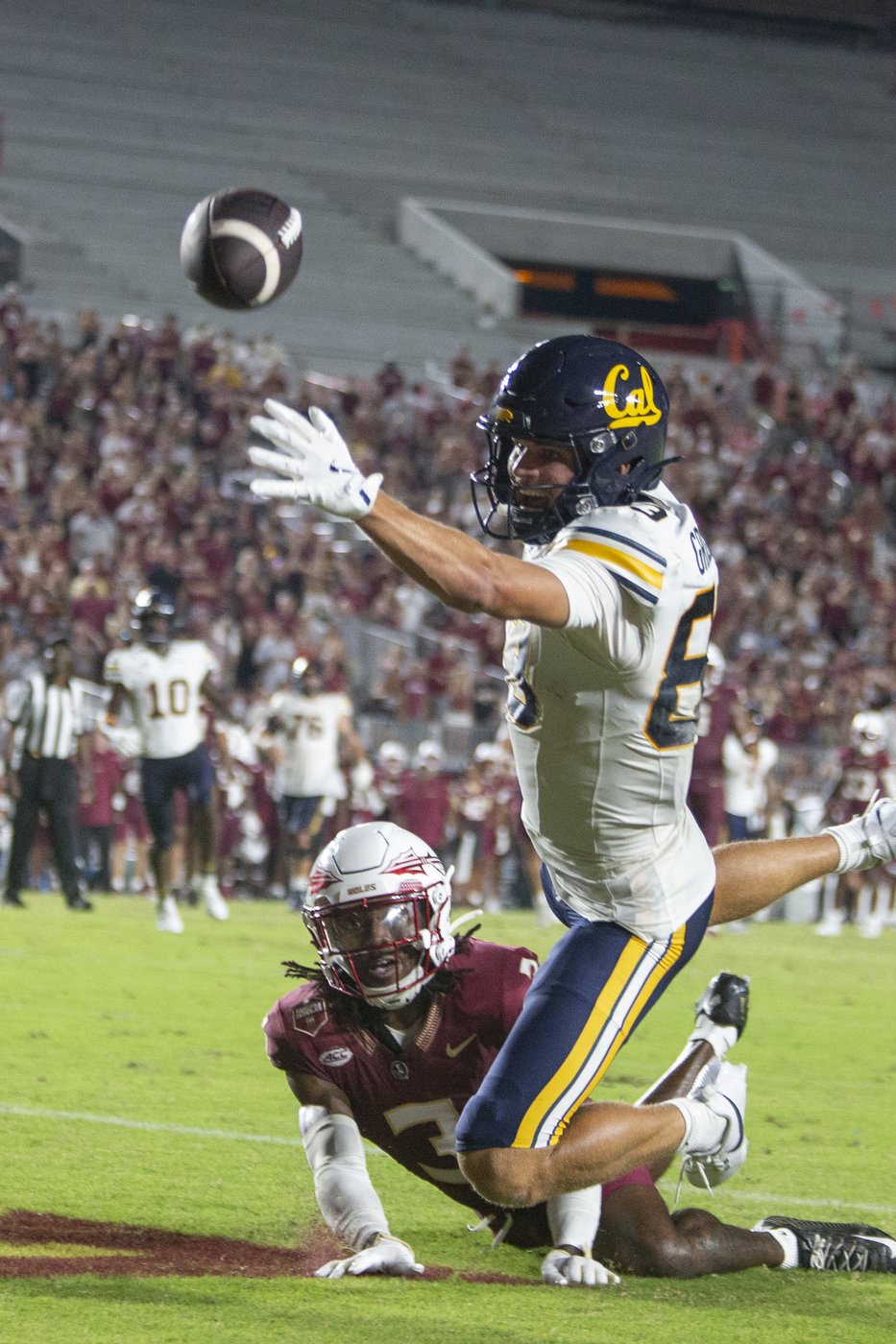 Florida State defense records seven sacks, Seminoles edge Cal for first win of 2024 | iNFOnews.ca