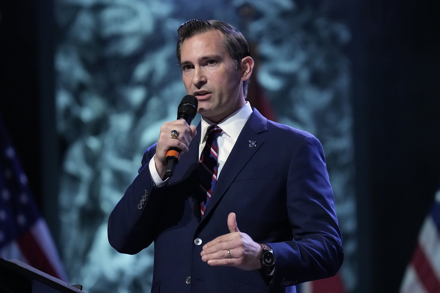 Trump-backed Van Epps and Democrat Behn win Tennessee primaries for US House special election | iNFOnews.ca