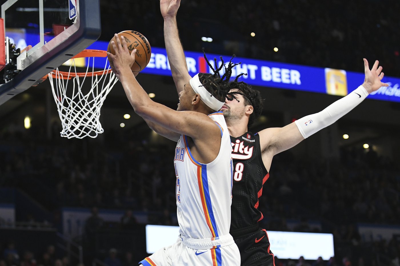Williams scores 30, Hartenstein has double-double in season debut as Thunder beat Trail Blazers | iNFOnews.ca
