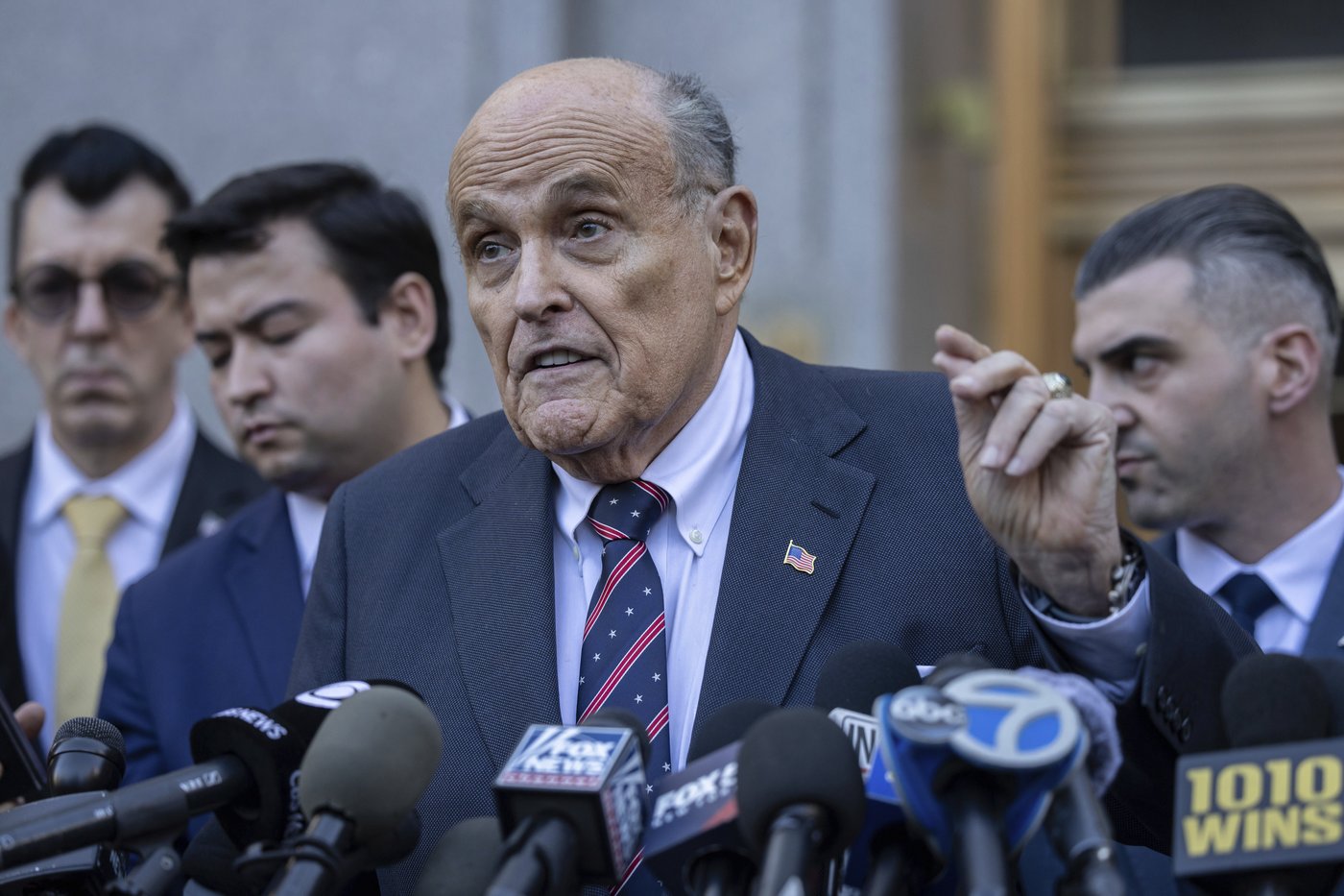 Giuliani's lawyers seek to withdraw from legal fight over $148M defamation judgment against him | iNFOnews.ca
