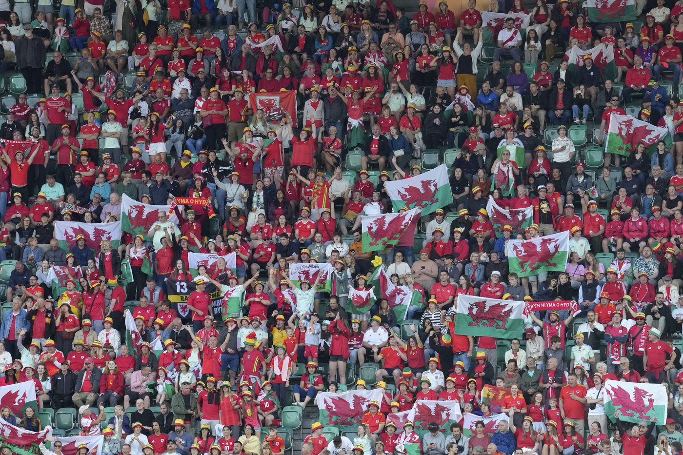 Euro 2025: Wales feels call of history to beat England and eliminate defending champ | iNFOnews.ca