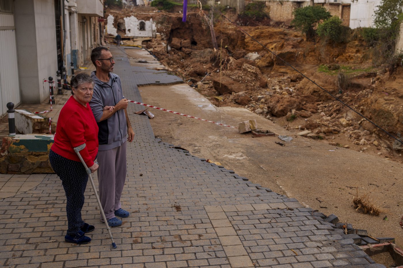 Crashing waves in a hilltop village, a night of terror from Spain's floods | iNFOnews.ca Crashing waves in a hilltop village, a night of terror from Spain's floods | iNFOnews.ca