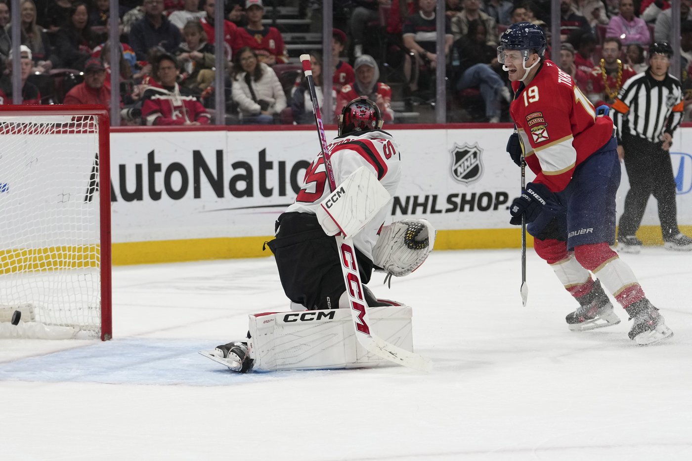 New Jersey beats Florida 4-1 to snap Panthers' 7-game winning streak | iNFOnews.ca New Jersey beats Florida 4-1 to snap Panthers' 7-game winning streak | iNFOnews.ca