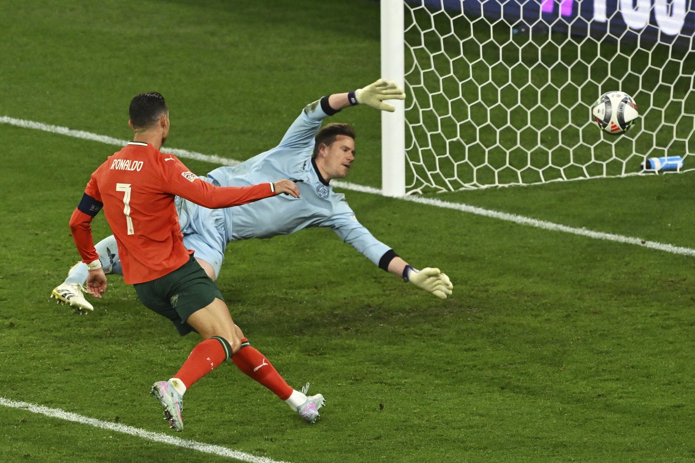 Ronaldo leads Portugal to Nations League final with its first win over Germany in 25 years | iNFOnews.ca