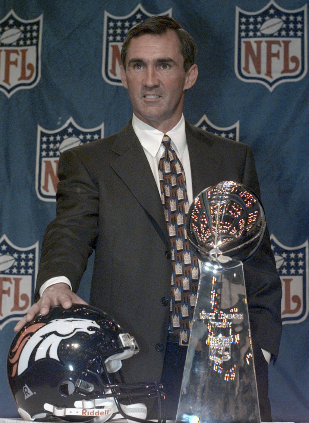 Tom Coughlin, Mike Shanahan and George Seifert picked as coaching candidates for Hall of Fame | iNFOnews.ca Tom Coughlin, Mike Shanahan and George Seifert picked as coaching candidates for Hall of Fame | iNFOnews.ca