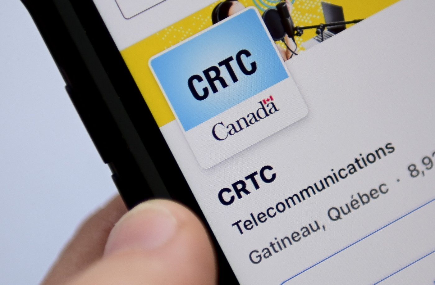 CRTC sets interim rates for wholesale fibre internet access | iNFOnews.ca