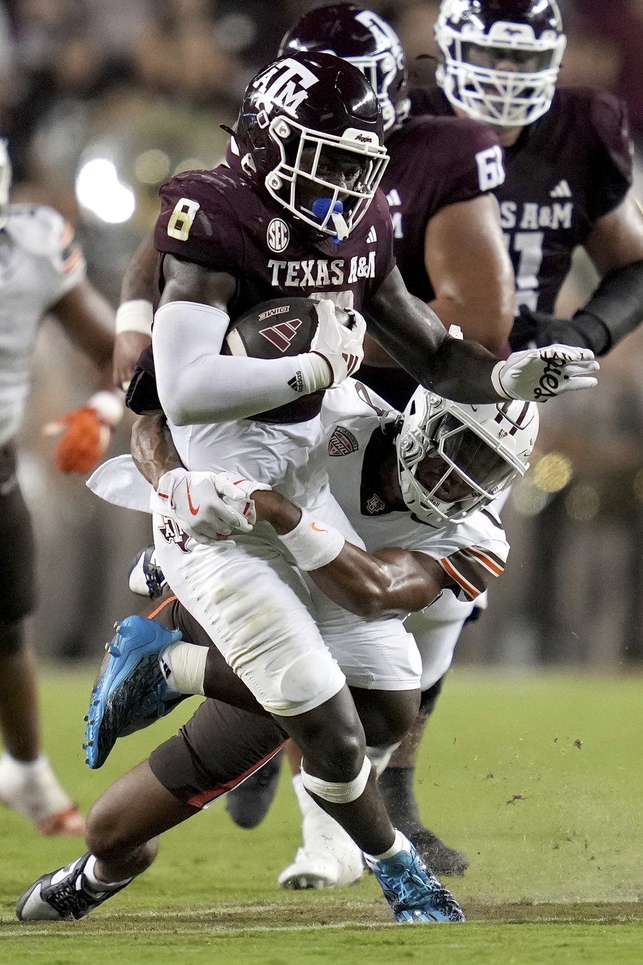 Reed throws two TD passes to help No. 25 Texas A&M outlast Bowling Green 26-20 | iNFOnews.ca