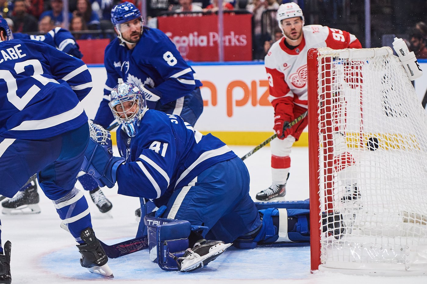 Appleton scores winner, Talbot stands tall as Red Wings top Maple Leafs | iNFOnews.ca