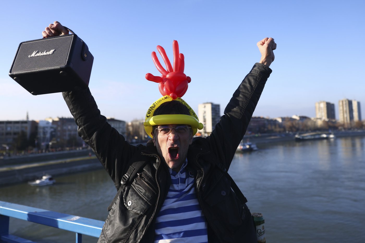 Serbia's students lead Danube bridge blockades as protest draws tens of thousands calling for change | iNFOnews.ca