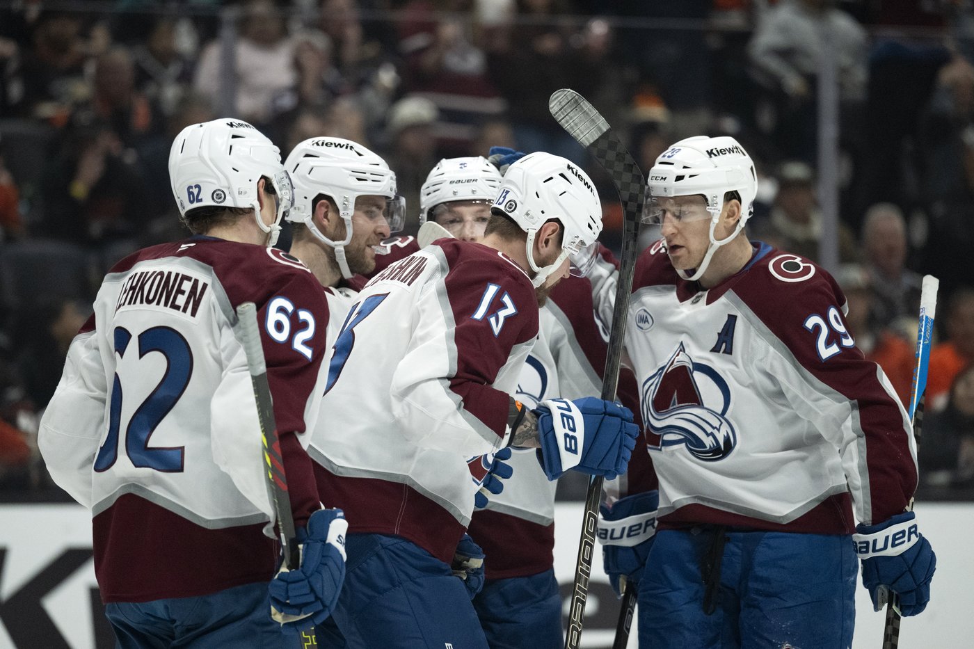 Makar, Avalanche continue special teams success in 4-2 win over Ducks | iNFOnews.ca Makar, Avalanche continue special teams success in 4-2 win over Ducks | iNFOnews.ca
