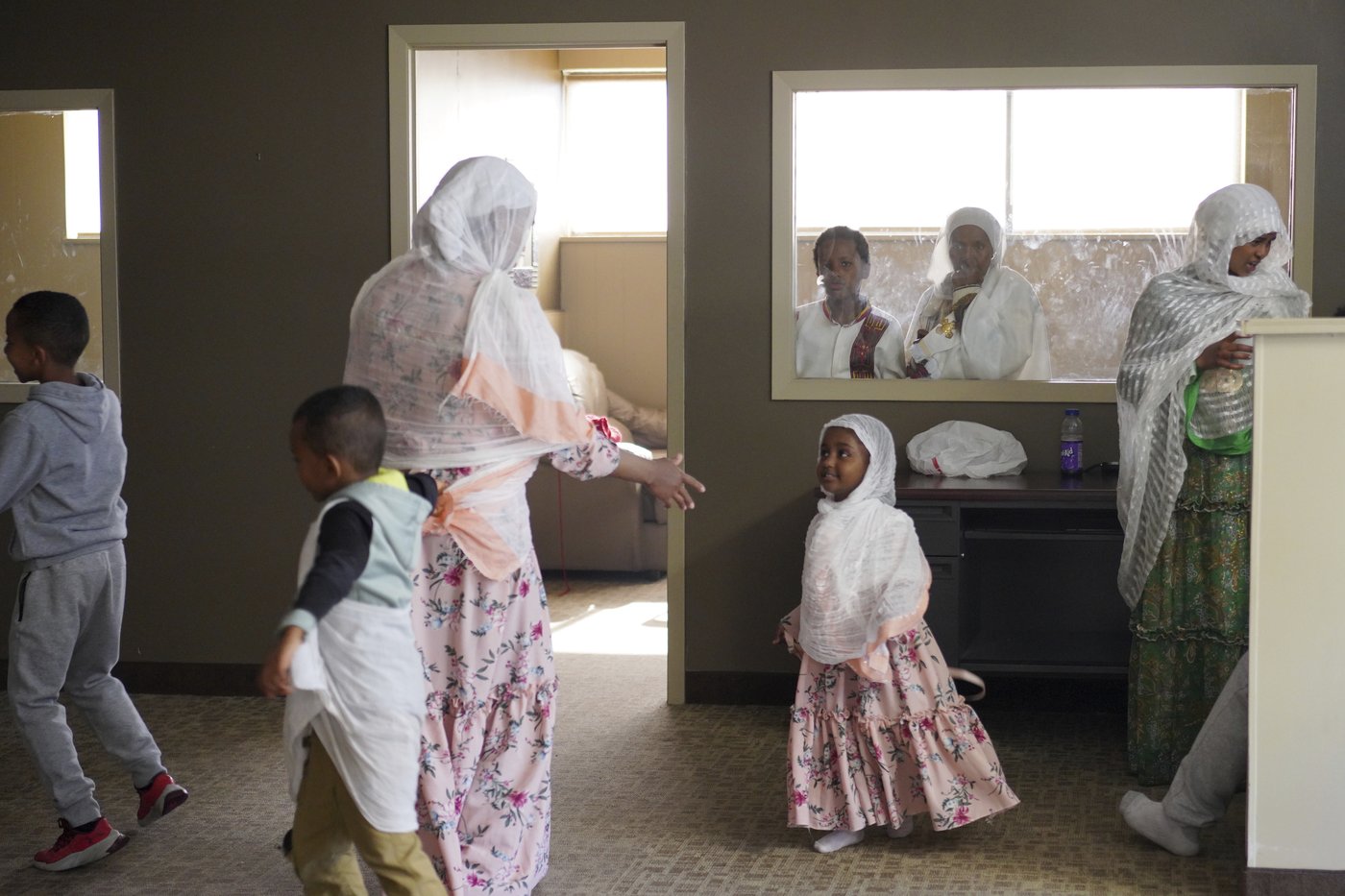 PHOTO COLLECTION: AP Top Photos of the Day, Thursday, October 31, 2024 | iNFOnews.ca