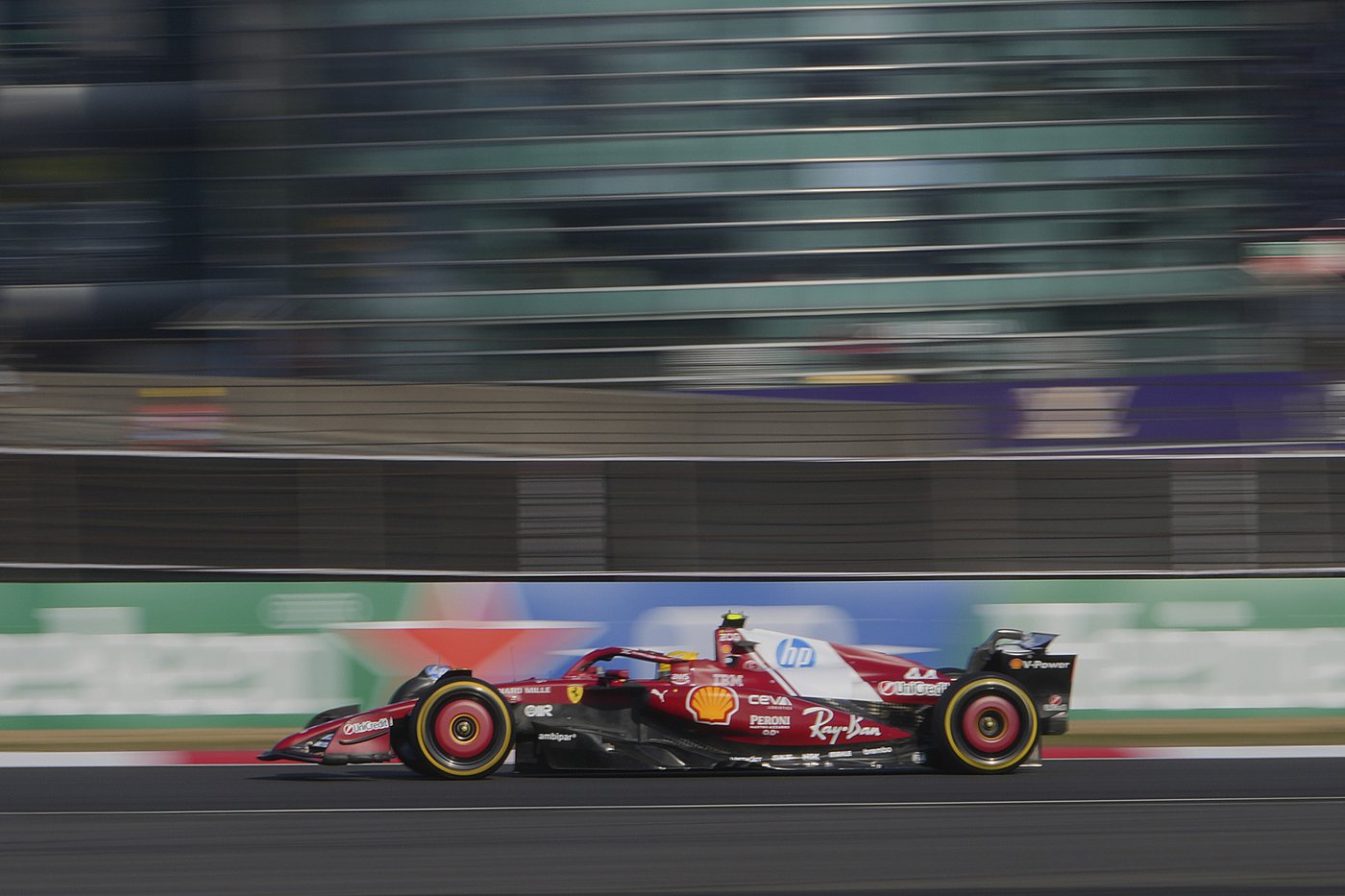 Lewis Hamilton wins sprint pole position in China days after a disappointing F1 debut for Ferrari | iNFOnews.ca Lewis Hamilton wins sprint pole position in China days after a disappointing F1 debut for Ferrari | iNFOnews.ca