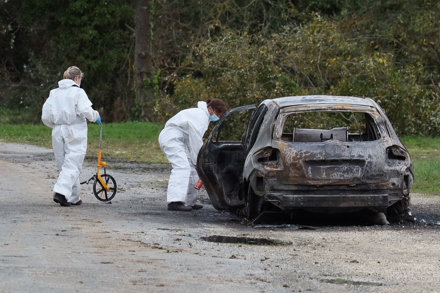 Motorist 'deliberately' hit 5 people in car ramming on French Atlantic island | iNFOnews.ca Motorist 'deliberately' hit 5 people in car ramming on French Atlantic island | iNFOnews.ca