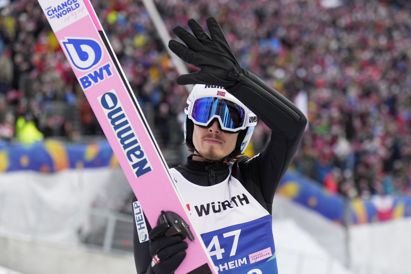 Ski jumping's suit-cheating saga rolls on as 5 Norwegians are charged over 'manipulation' | iNFOnews.ca Ski jumping's suit-cheating saga rolls on as 5 Norwegians are charged over 'manipulation' | iNFOnews.ca
