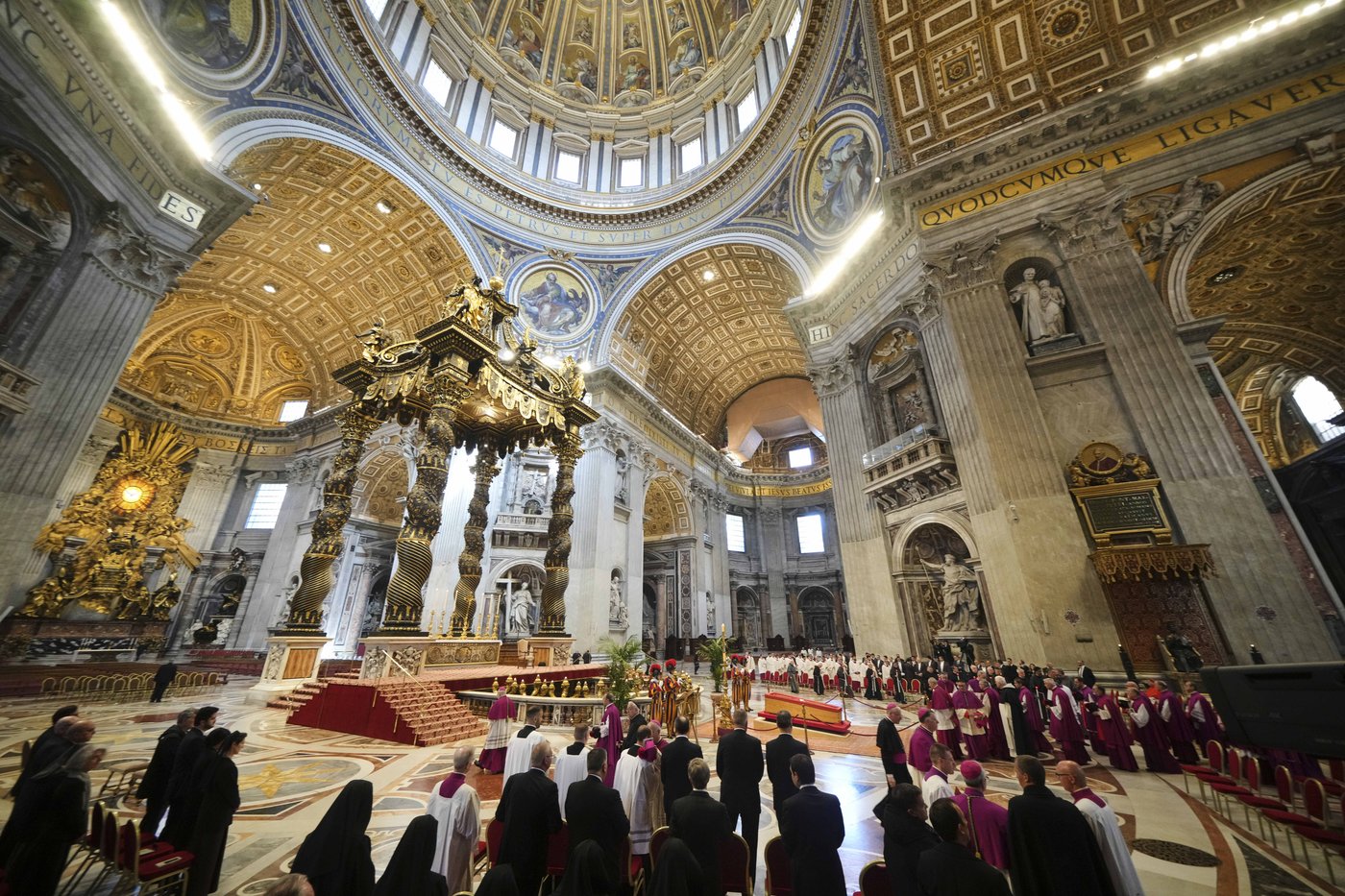 PHOTO COLLECTION: Vatican Pope Procession | iNFOnews.ca PHOTO COLLECTION: Vatican Pope Procession | iNFOnews.ca