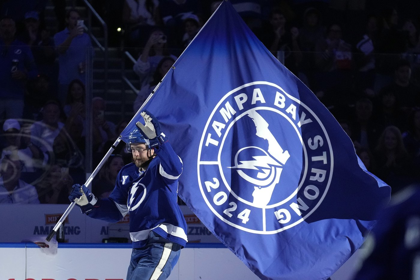 Kucherov gets 4th goal of the season, Lightning beat Canucks 4-1 in Milton-delayed home opener | iNFOnews.ca Kucherov gets 4th goal of the season, Lightning beat Canucks 4-1 in Milton-delayed home opener | iNFOnews.ca