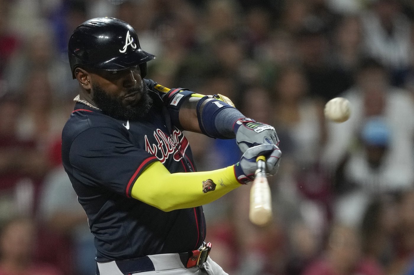 Ozuna's sacrifice fly in 10th gives Braves 12-11 win over Reds | iNFOnews.ca