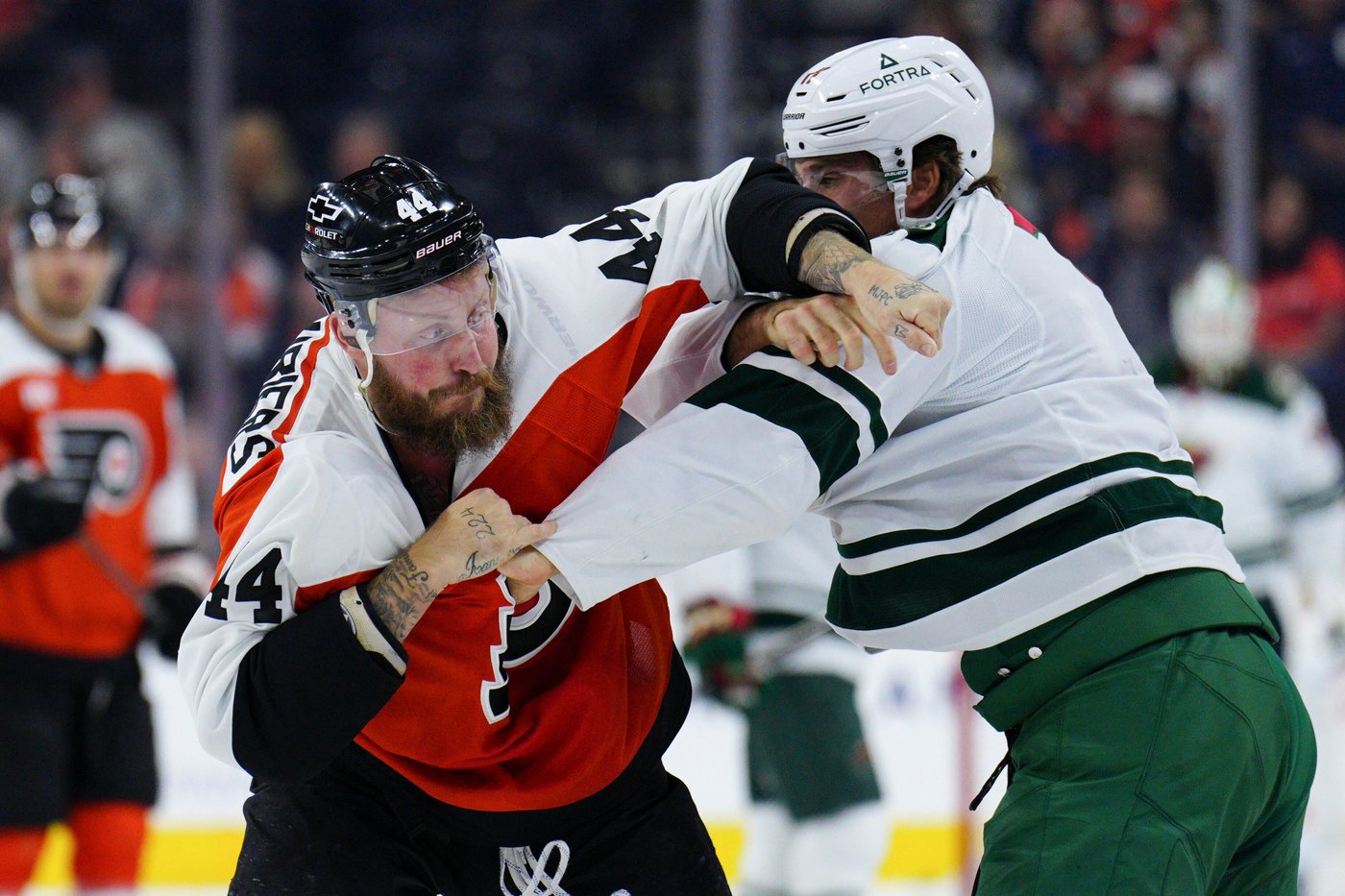 Noah Cates' overtime goal lifts Flyers to 2-1 win over Wild | iNFOnews.ca