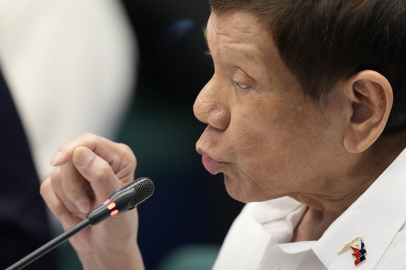 Philippine ex-President Duterte says he kept a `death squad' as mayor to kill criminals | iNFOnews.ca
