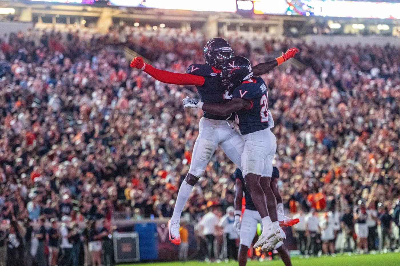 Virginia outlasts No. 8 Florida State 46-38 in second overtime | iNFOnews.ca Virginia outlasts No. 8 Florida State 46-38 in second overtime | iNFOnews.ca