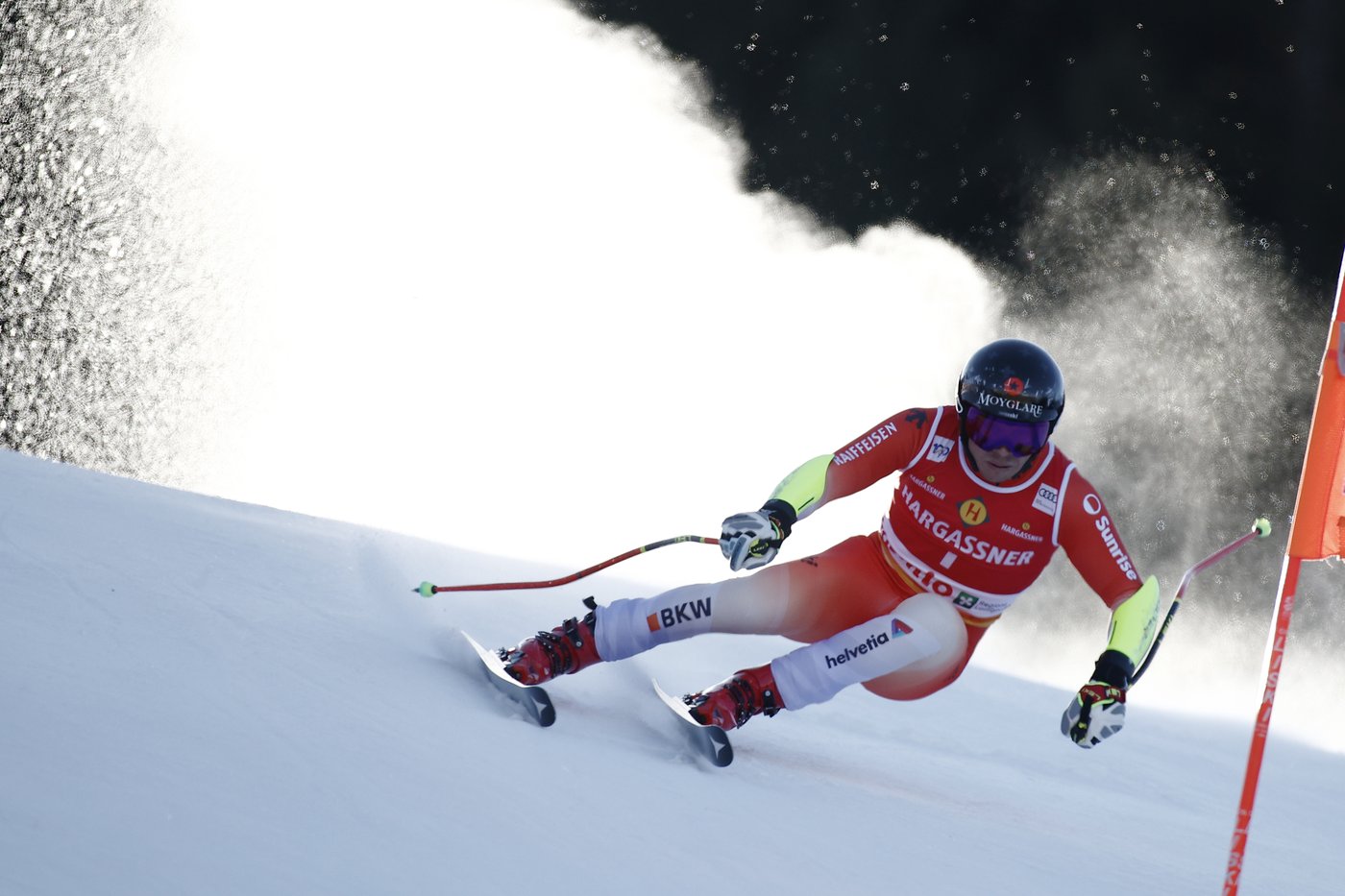 World Cup super-G sees another skier airlifted to hospital off Bormio slope set to host Olympics | iNFOnews.ca World Cup super-G sees another skier airlifted to hospital off Bormio slope set to host Olympics | iNFOnews.ca