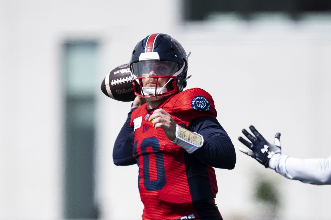 'Ultra competitor' Davis Alexander calm under pressure as Alouettes' No. 1 QB | iNFOnews.ca