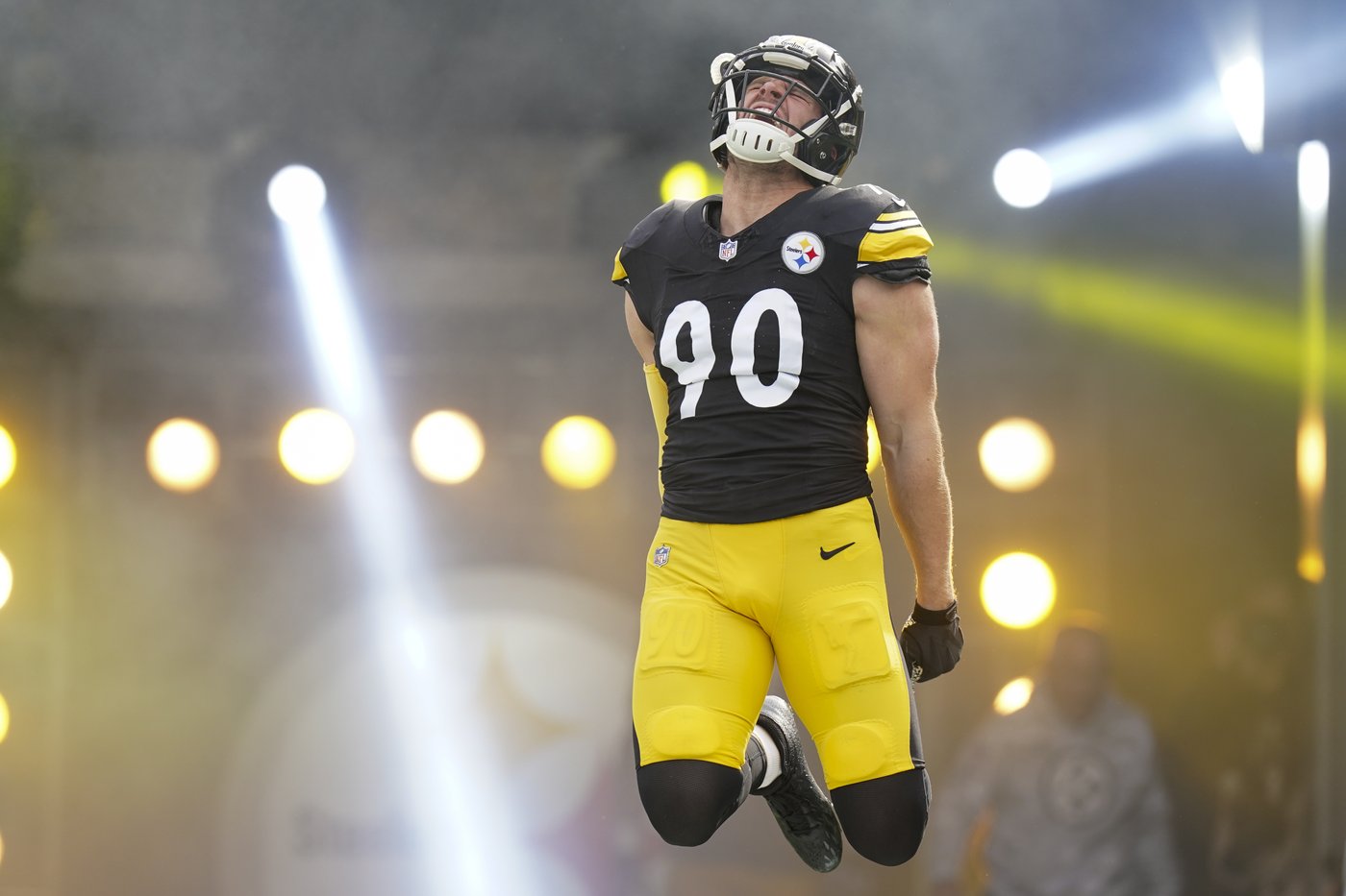 First-place Steelers visit rival Browns on Thursday night with teams at opposite ends of AFC North | iNFOnews.ca First-place Steelers visit rival Browns on Thursday night with teams at opposite ends of AFC North | iNFOnews.ca
