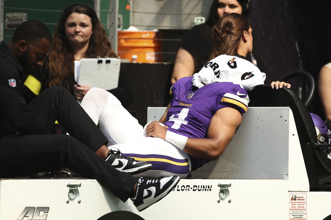 Rondale Moore's comeback bid with Vikings ends painfully with season-ending knee injury | iNFOnews.ca
