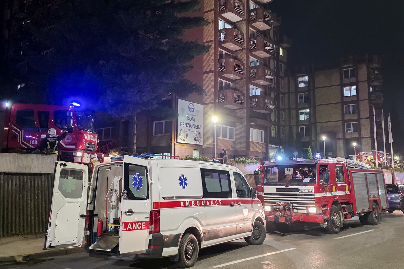 Fire at a retiree boarding house in Bosnia kills several people, media reports say | iNFOnews.ca Fire at a retiree boarding house in Bosnia kills several people, media reports say | iNFOnews.ca