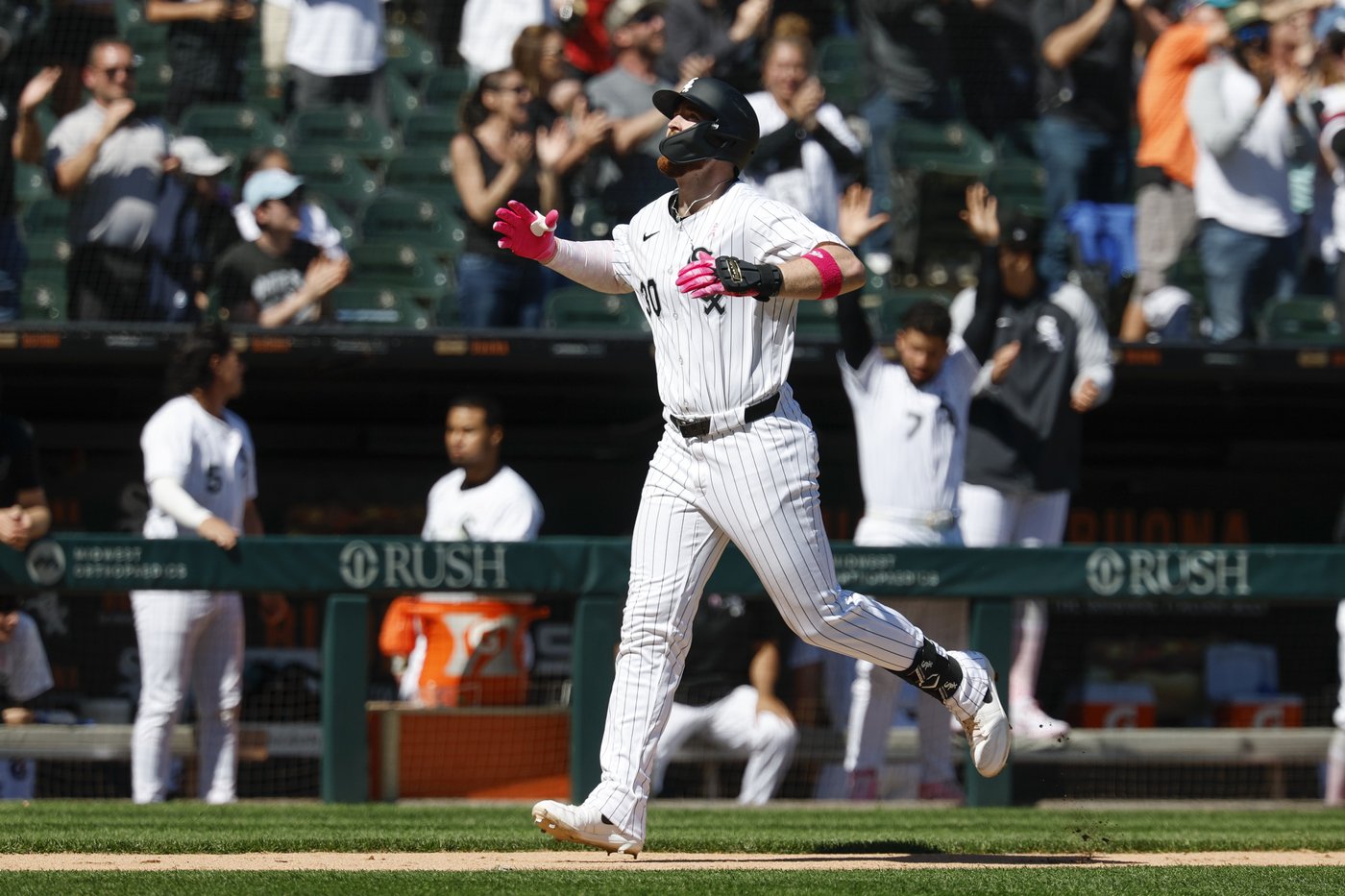 Elko makes his first hit count: His 3-run homer lifts the White Sox over the Marlins 4-2 | iNFOnews.ca