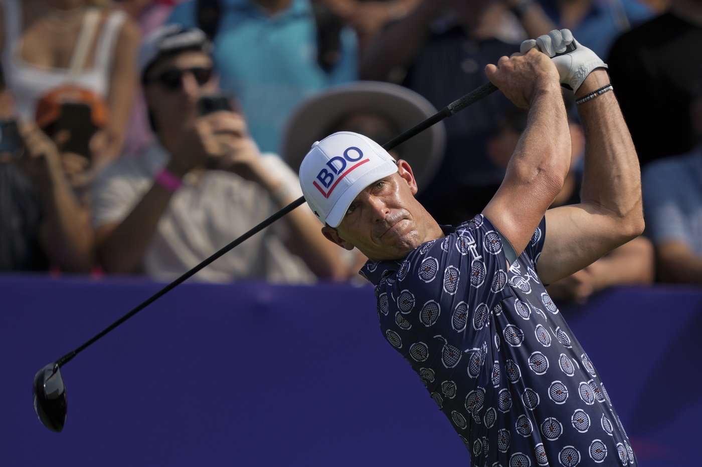 McIlroy tied for lead at World Tour Championship and strengthens Race to Dubai title bid | iNFOnews.ca McIlroy tied for lead at World Tour Championship and strengthens Race to Dubai title bid | iNFOnews.ca