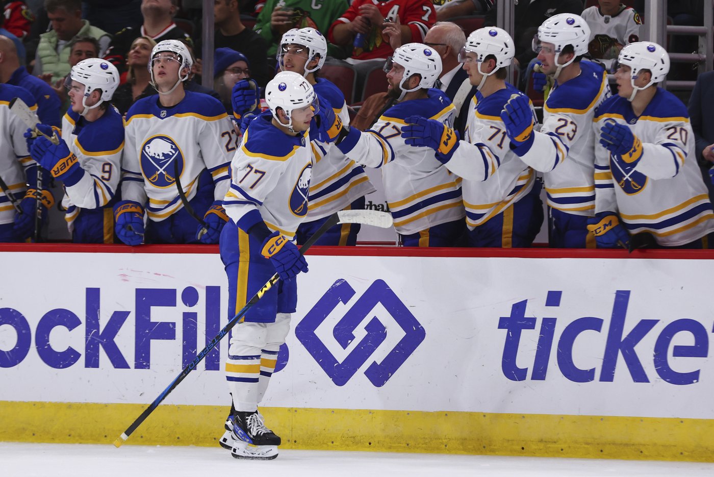 Peterka, Thompson lead Sabres past Blackhawks 4-2 | iNFOnews.ca